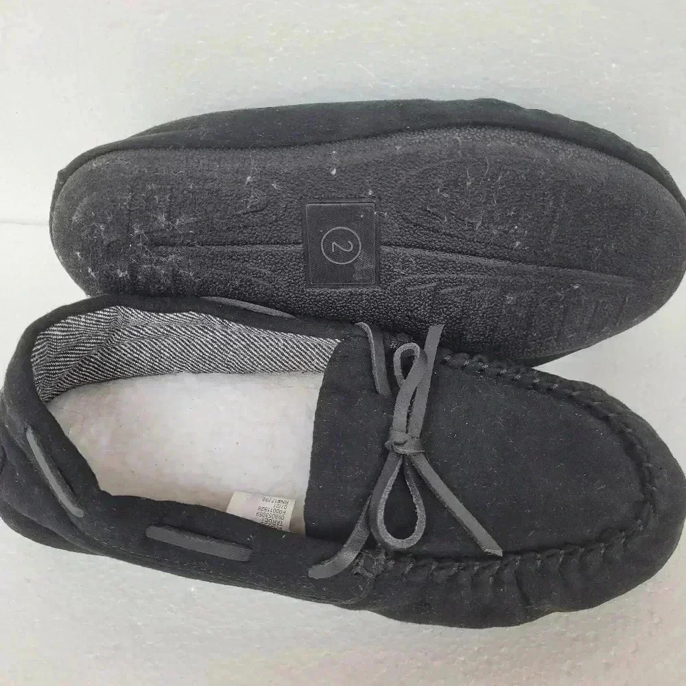 Cat & Jack Black Faux Suede Moccasin House Slippers Kid's size 2 Fur Lining
